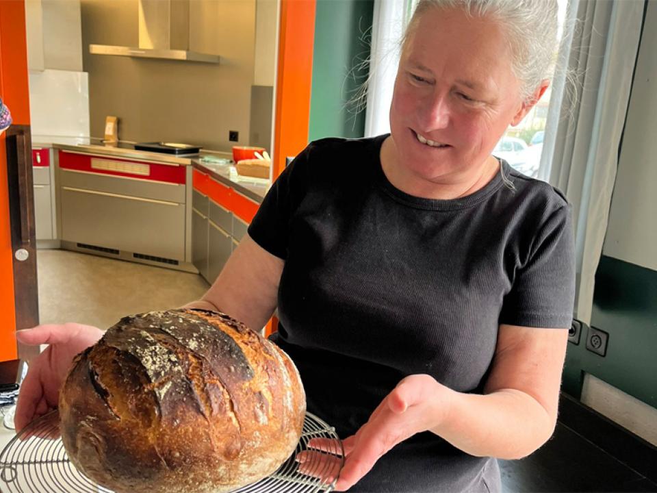 02 Brot und Bibel