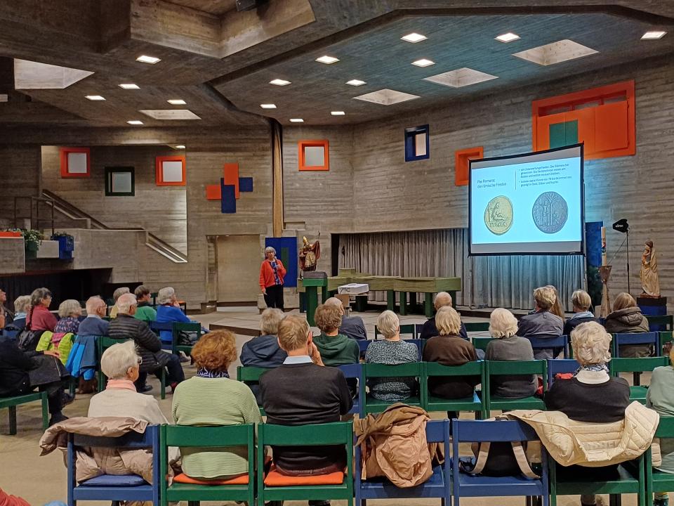 Krieg zwischen Kirche und Pazifismus