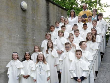 Wunderbare Verwandlung - Erstkommunion in der Kirche St. Peter