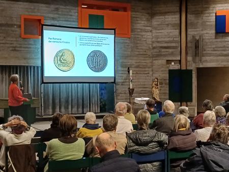 Krieg zwischen Kirche und Pazifismus